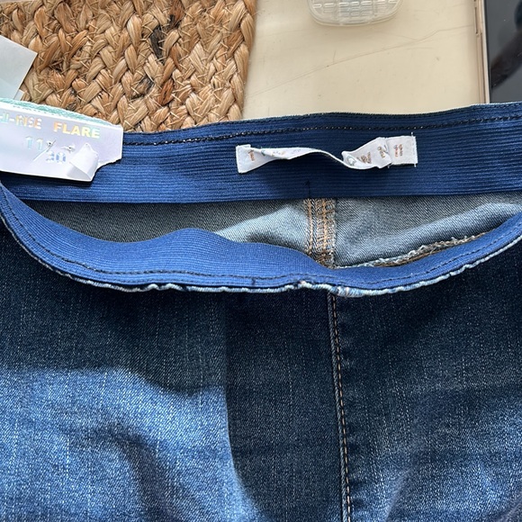 High rise flare jeans - Picture 7 of 7